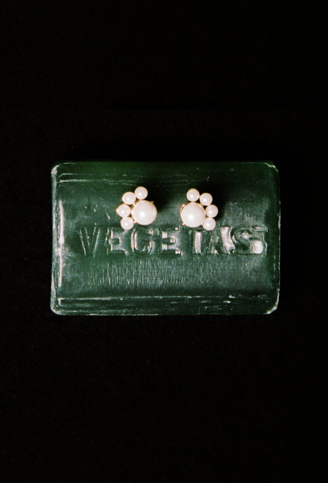 Michi Earrings - Pearl