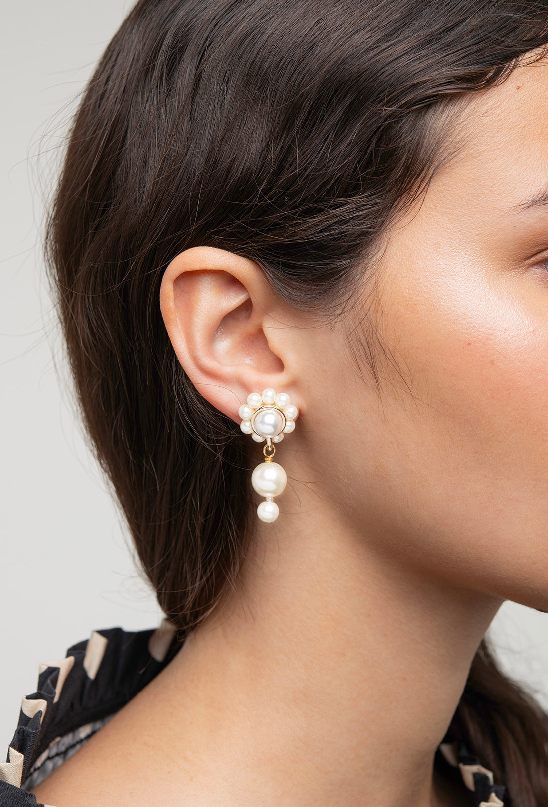 Eldora Earrings - Pearl