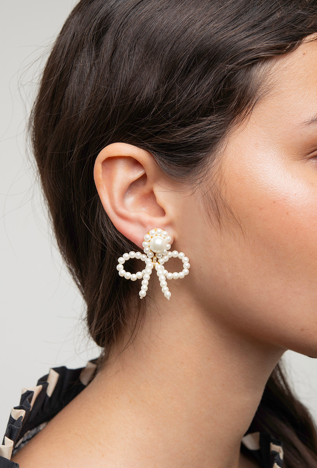 Kiffin Earrings - Pearl