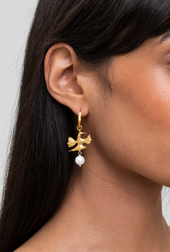ella-earrings-gold-cream
