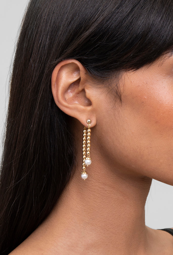 alma-earrings-gold-cream-1
