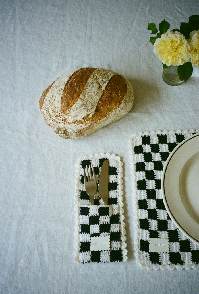Check Tableware Set